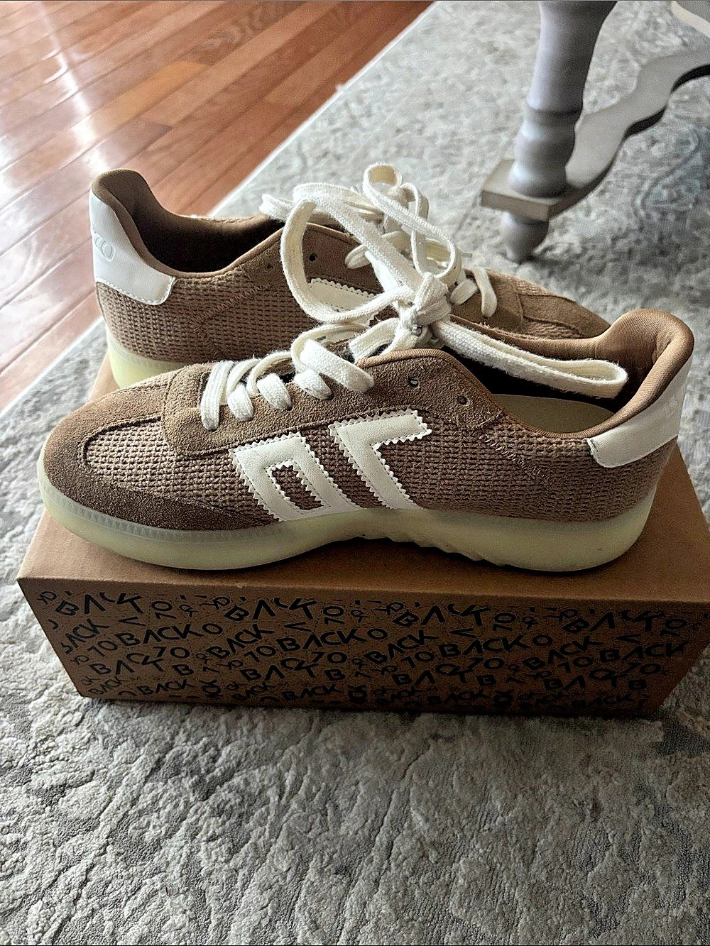 BACK 70 Denver 2504 Sacco Beige White Sneakers Brown & White EU 39